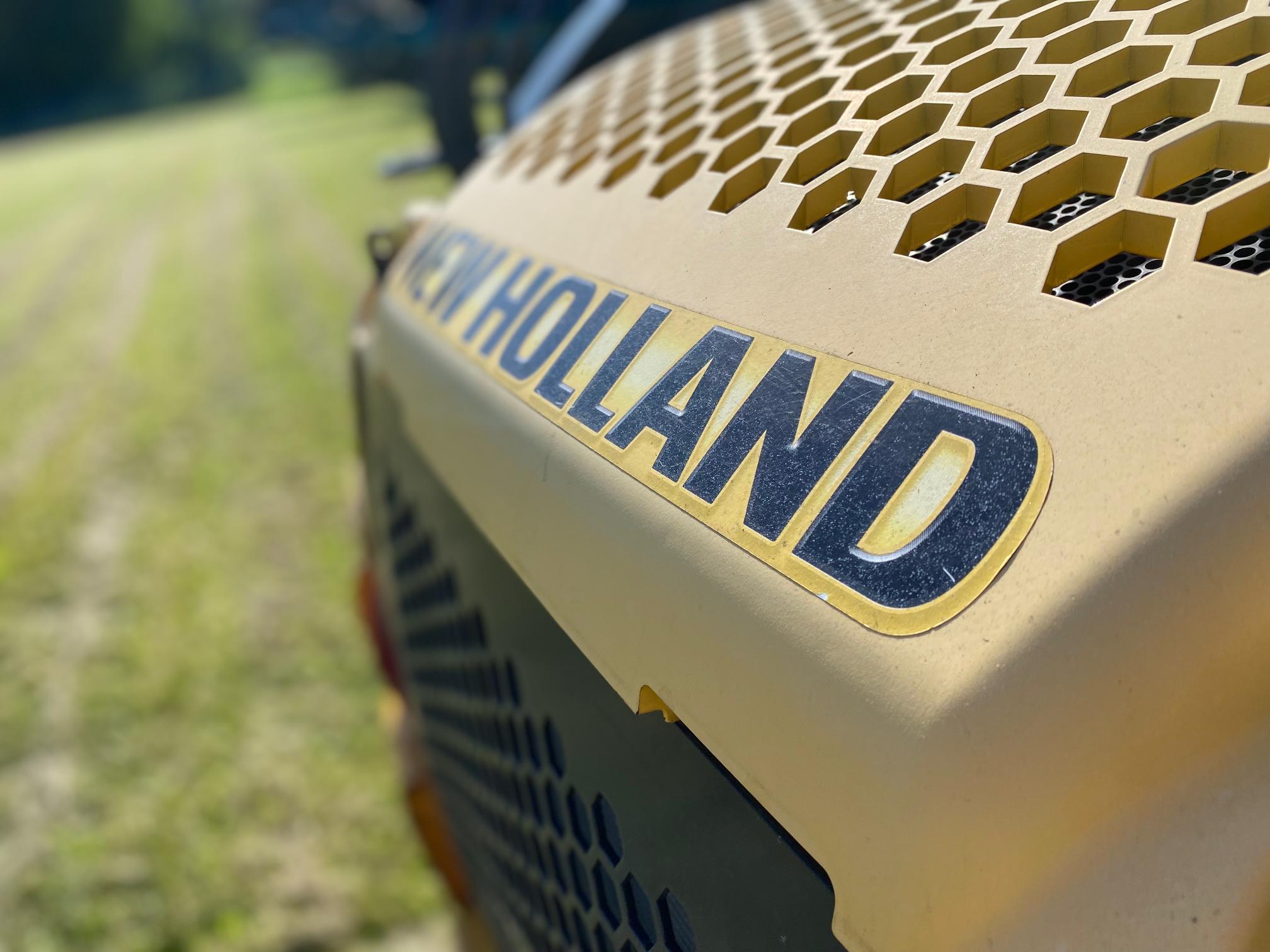 2011 NEW HOLLAND L220 - Image 20
